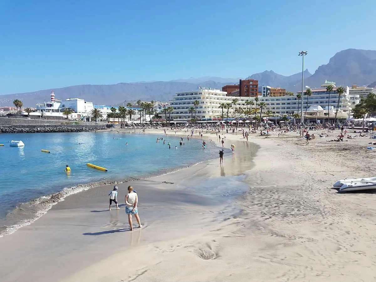 Apartment Borinquen With Heated Pool, Only 280 Meters To The Beach, Wifi Playa de las Americas  0*, Playa de las Americas (Tenerife)